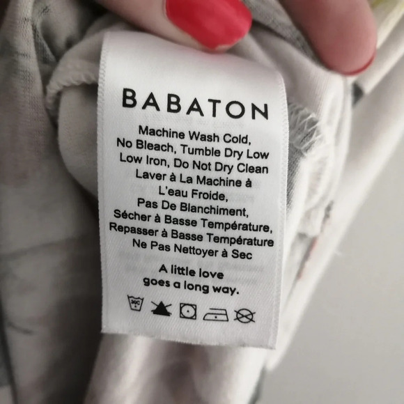 Aritzia Babaton Jersey Floral Tropical Scoop Neck Short Sleeve T-Shirt Small - Picture 9 of 14